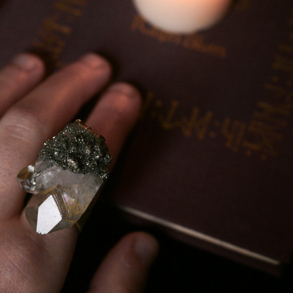 il_570xN.692702172_av69