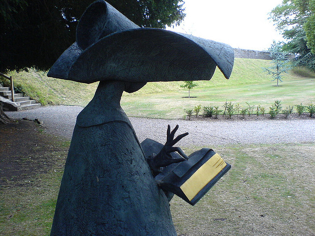 363587258_77b452b0f0_z