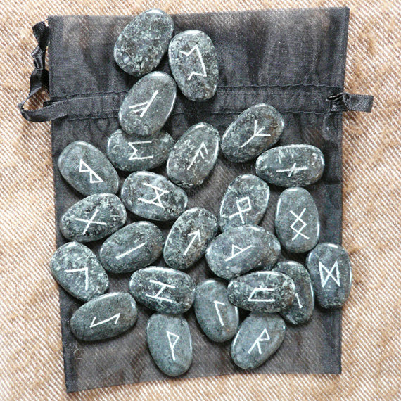 il_570xN.449441785_o2cc