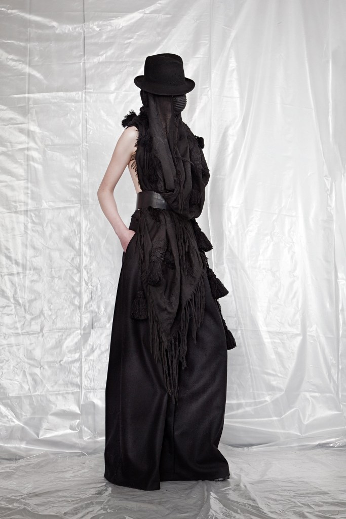 a-f-vandevorst-004-1366