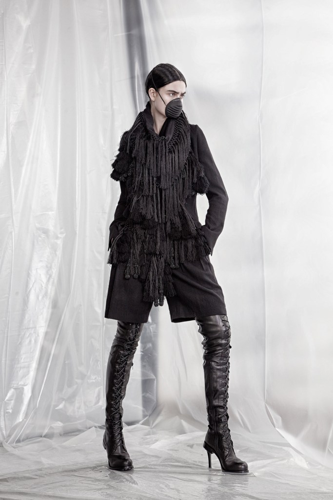 a-f-vandevorst-035-1366