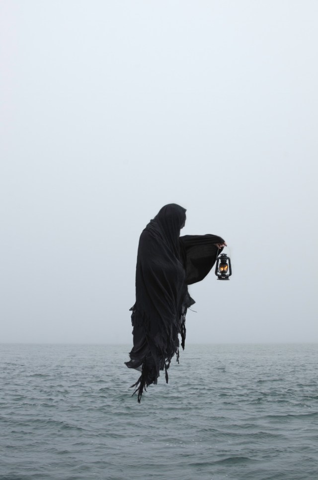 follow_the_lightprint)