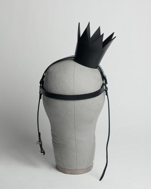 apatico-mini-crown-harness-headpiece-front